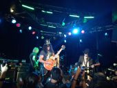Slash solo 2014 0408_aero_press_la slash (8)